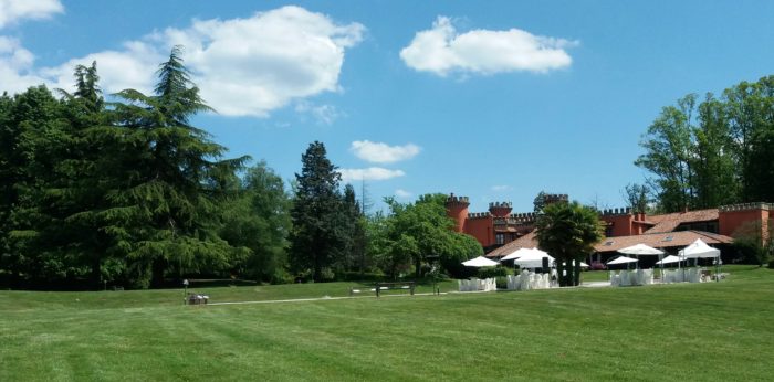 IL CASTELLO DI GORNATE OLONA