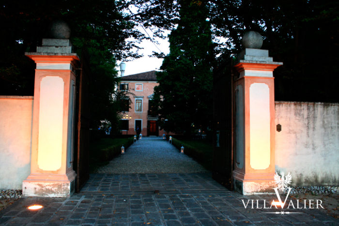 VILLA VALIER