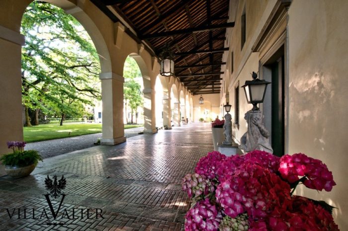 VILLA VALIER