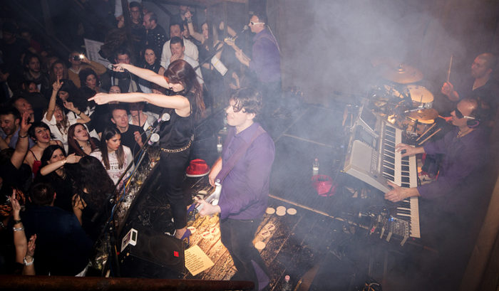 kriss in discoteca