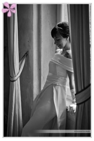 modella in bianco