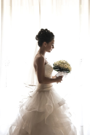 la sposa : vestizione