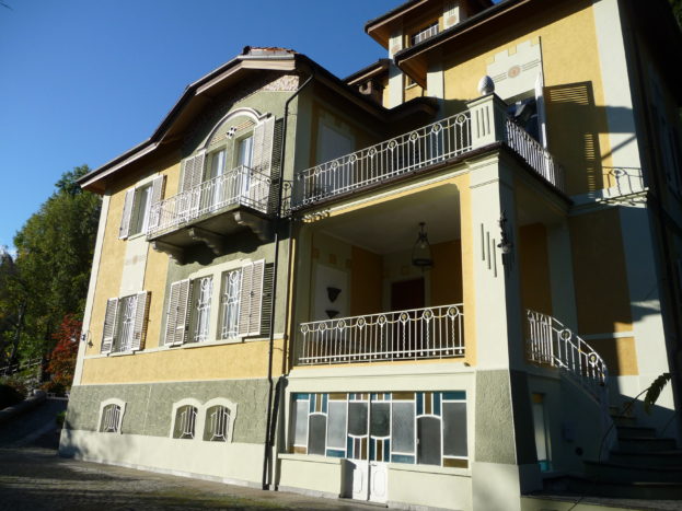 Facciata principale della vill