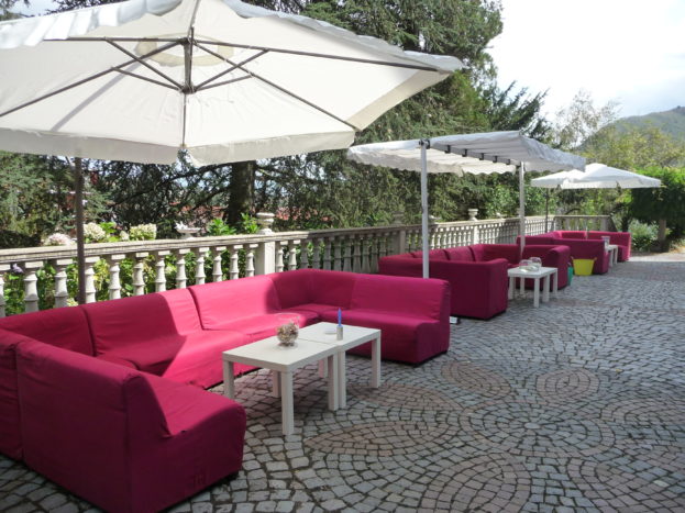 Allestimento spazio antistante