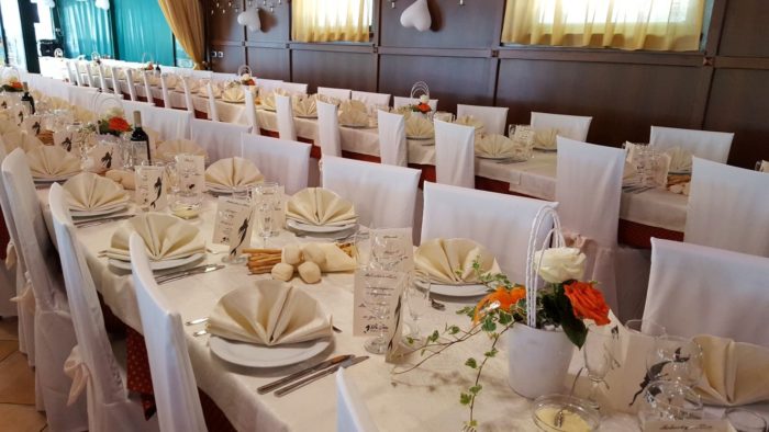 Allestimento tavoli