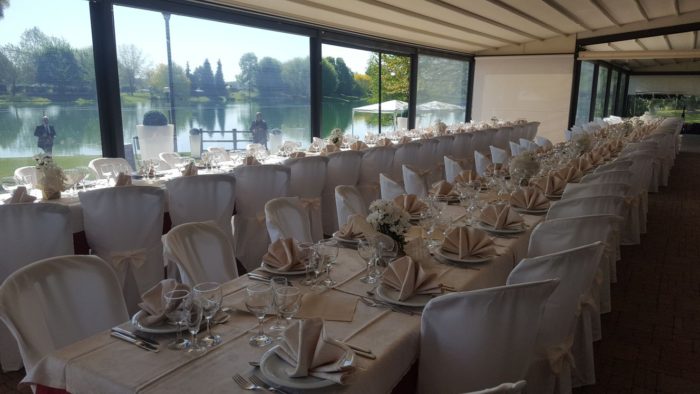 Allestimento tavoli