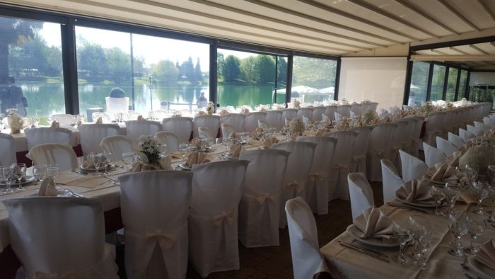 Allestimento tavoli