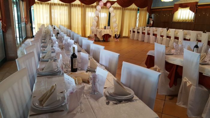 Allestimento tavoli