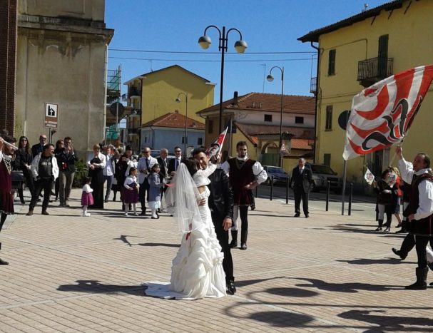 Fuori dalla chiesa