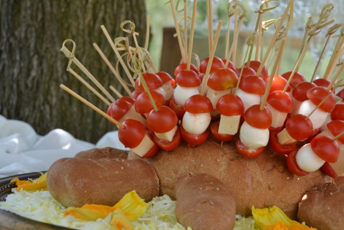 tartaruga di pane con spiedini