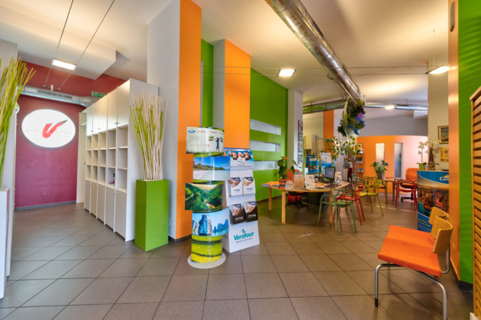 interno agenzia