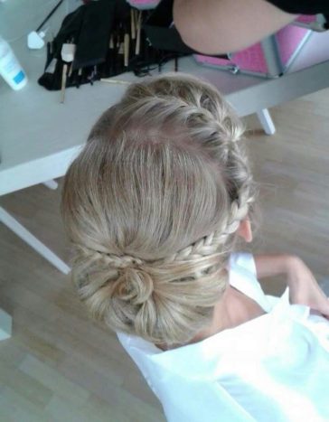 Updo con trecce incarnate