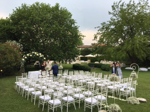 Cerimonia civile in giardino
