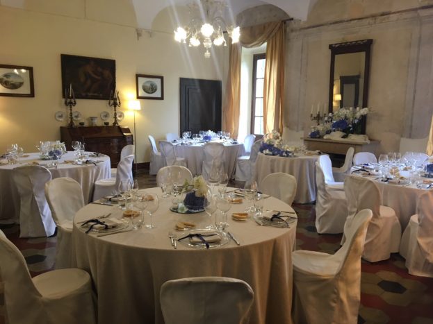 Pranzo nel salone centrale