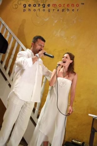 Annalisa canta con un invitato