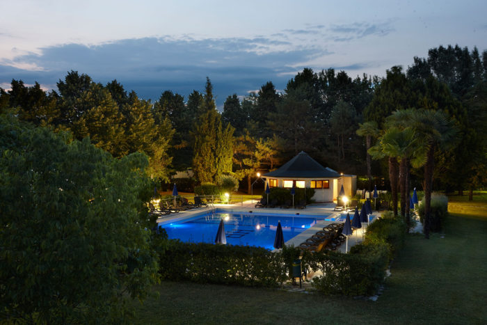 veduta aerea della piscina