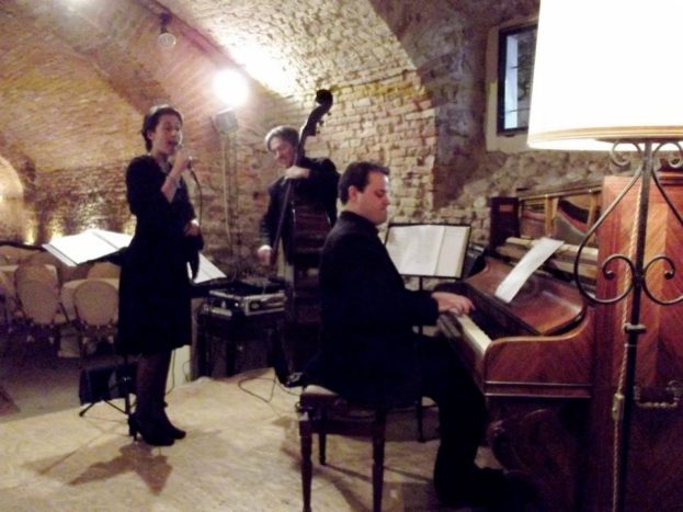 Aperitivo in trio, Villa Bossi