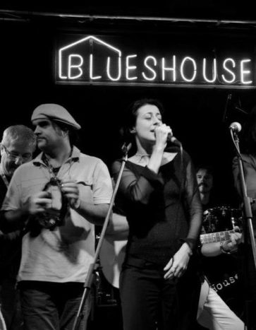Al Blueshouse, Milano