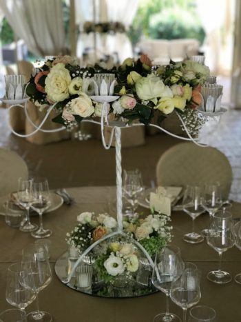 Centrotavola con candelabro 