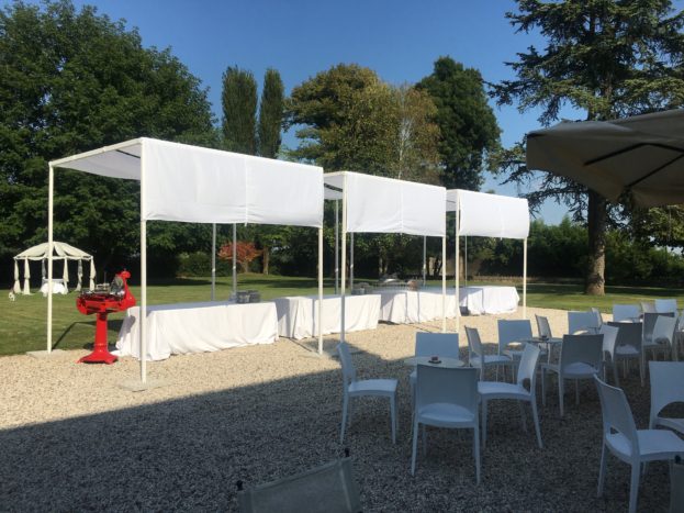 Allestimento buffet esterno