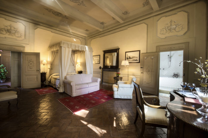 Tuscan hill junior suite