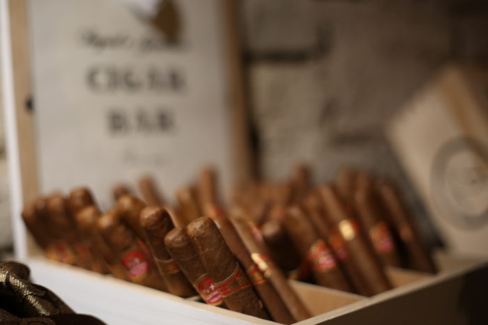 Cigar Bar