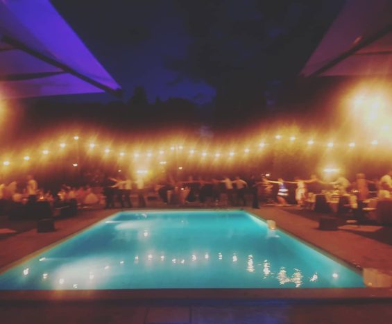 PISCINA