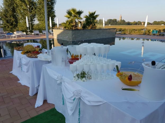 buffet piscina