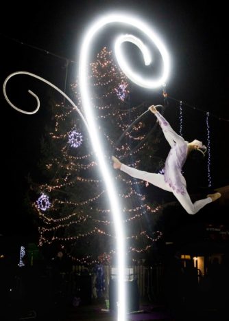 Acrobatica a fiore