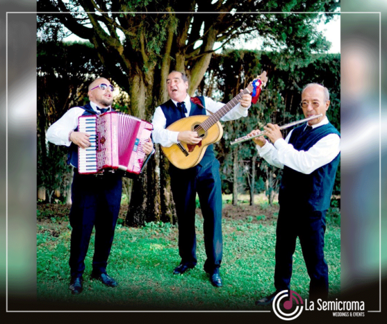Folk trio