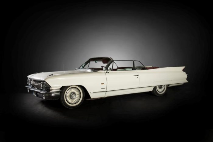 CADILLAC DEVILLE