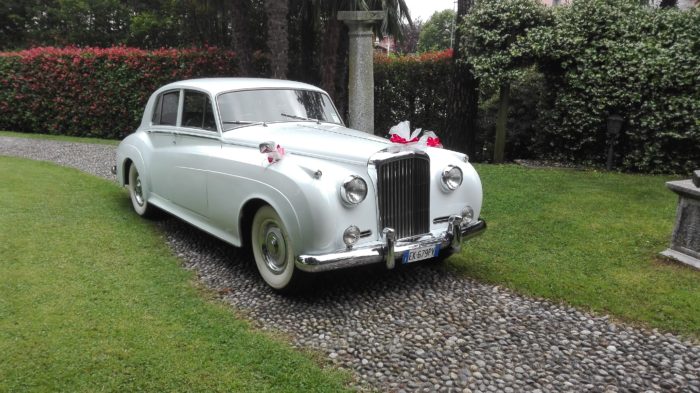 Bentley noleggio
