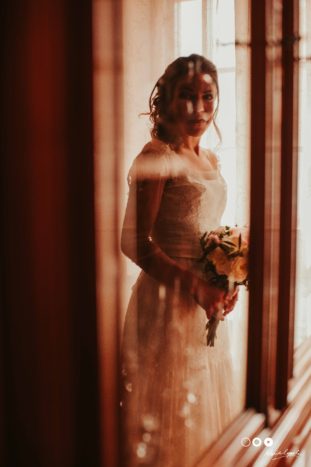 Bride in the mirror