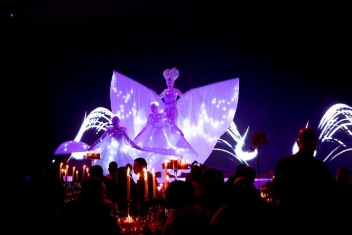 farfalle e dame luminose