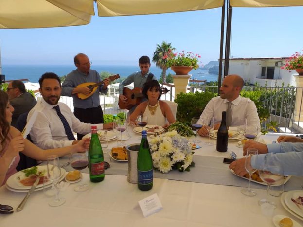 Posteggia matrimonio a Pozzuol