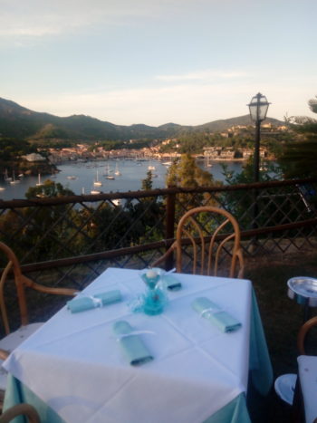 Aperitivo con vista 