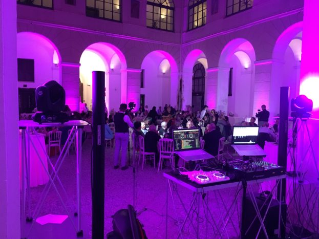 Illuminazione sala