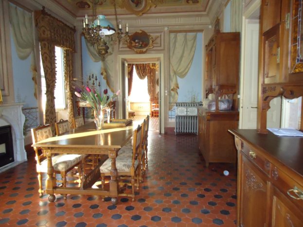 VILLA MAINERO