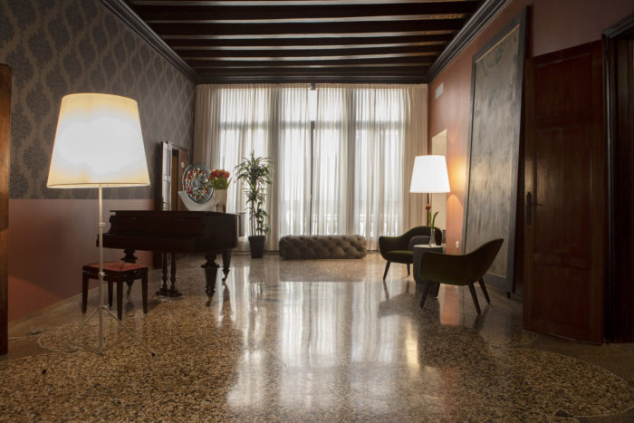 Salone