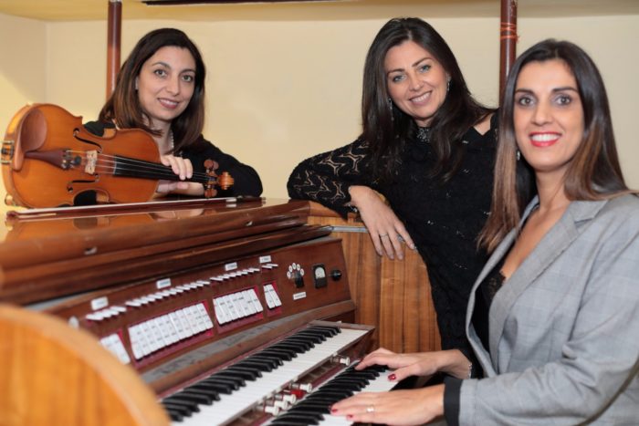 Trio organo,soprano e violino