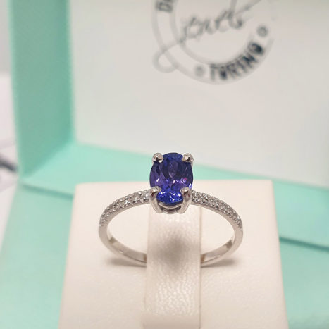 Solitario con tanzanite