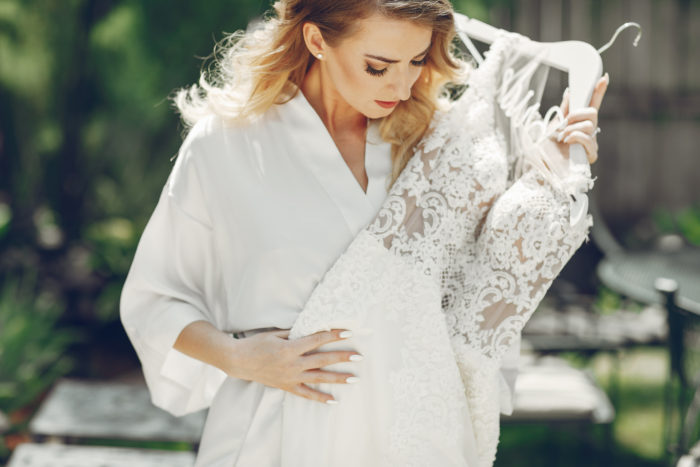 La sposa e il suo abito
