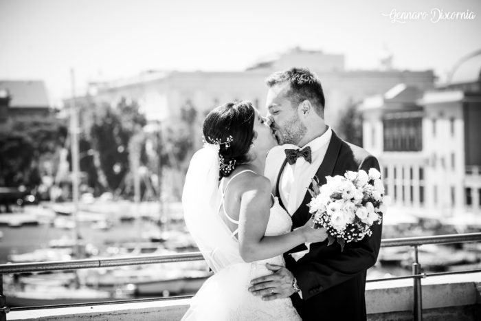 Bacio B&W