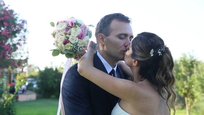 Il bacio in giardino