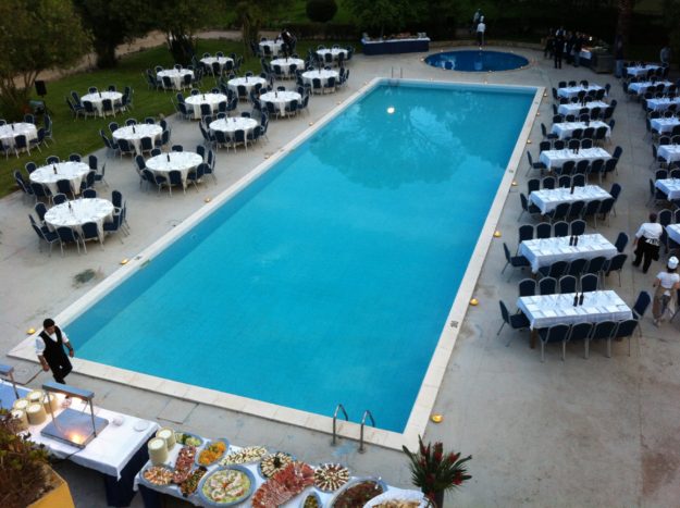 Pool wedding 