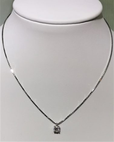 Collana punto luce