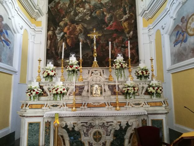 Altare alternativo