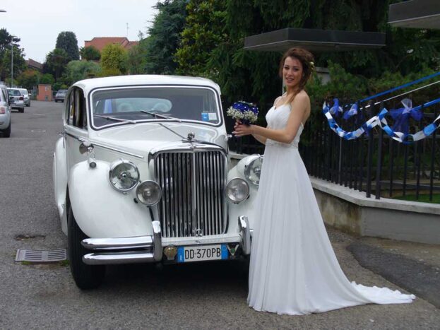Jaguar MKV bianca
