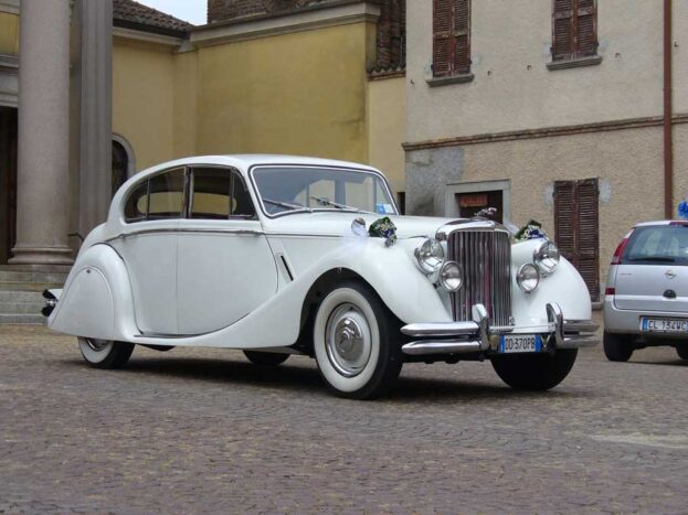Jaguar MKV bianca