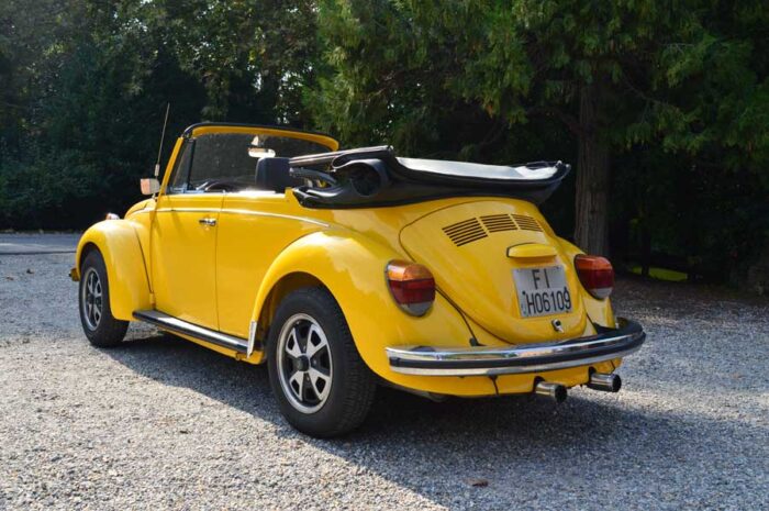 Maggiolone cabrio giallo